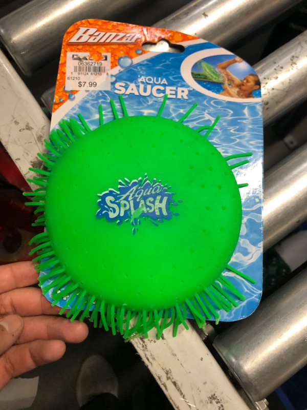 Photo 2 of Banzai Green Aqua Saucer Pool Toy 5" Disk (Soak It and Throw It)