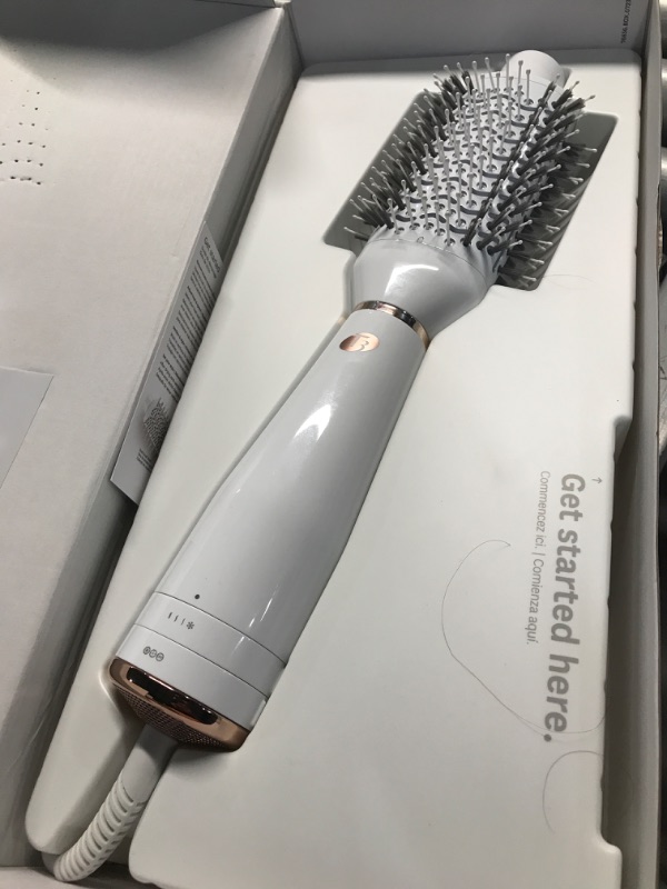 Photo 2 of (Used/See Notes)
T3 AireBrush One-Step Smoothing and Volumizing Hair Dryer Brush, Blow Dryer Brush for Fast Drying and Styling with Multiple Heat and Speed Settings, Ceramic Oval Brush and Cool Shot