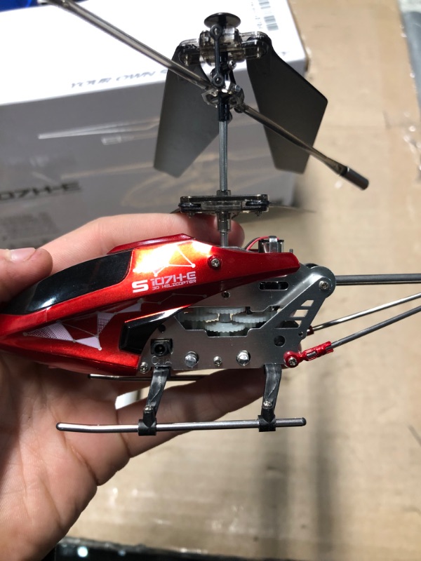 Photo 3 of ***REMOTE NOT PAIRING***

S107H-E RC Helicopter with Altitude Hold, 3.5 Channel, Gyro Stabilizer - For Kids and Beginners Red Built-in Battery