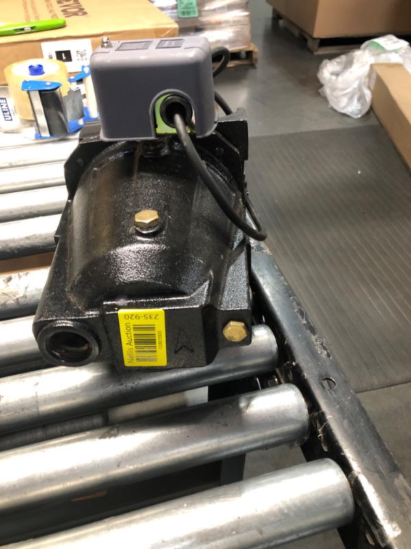 Photo 3 of ***USED - DOESN'T TURN ON - SEE COMMENTS***
VEVOR Shallow Well Jet Pump 1HP 216.5 ft. Jet Water Pump 1056 GPH Cast Iron with Pressure Switch for Fresh Water to Home Farm