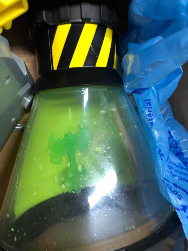 Photo 2 of – Shark Beast Creator. Add Ingredients & Follow The Experiment's Steps to Create Your Beast! with Real Bio Mist & 80+ Lights, Sounds and Reactions – Shark Style May Vary Sharks **POUCHES NOT INCLUDED**