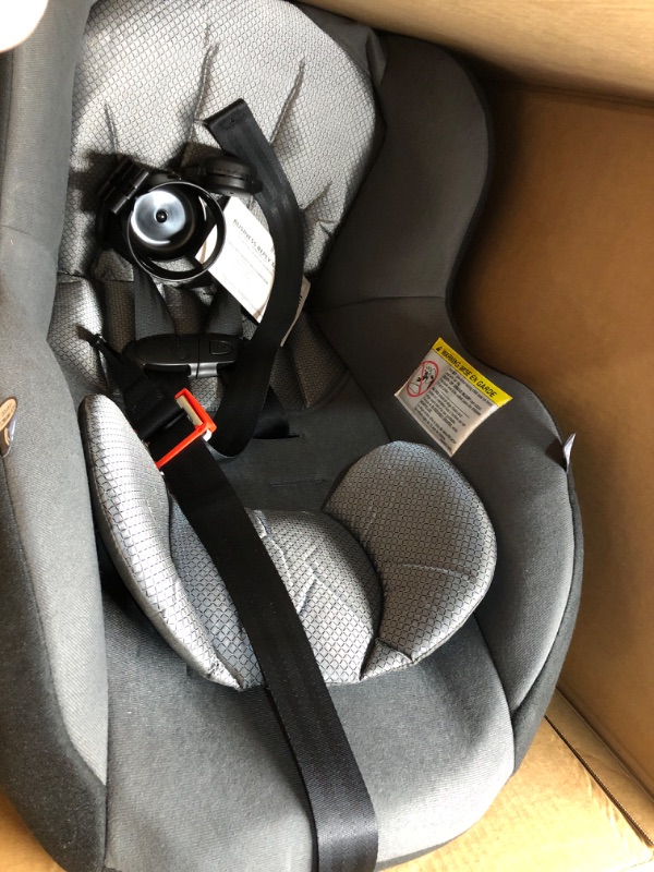 Photo 2 of *****SIMILAR TO STOCK PHOTO*****
Evenflo Tribute LX Harness Convertible Car Seat, Solid Print BROWN 