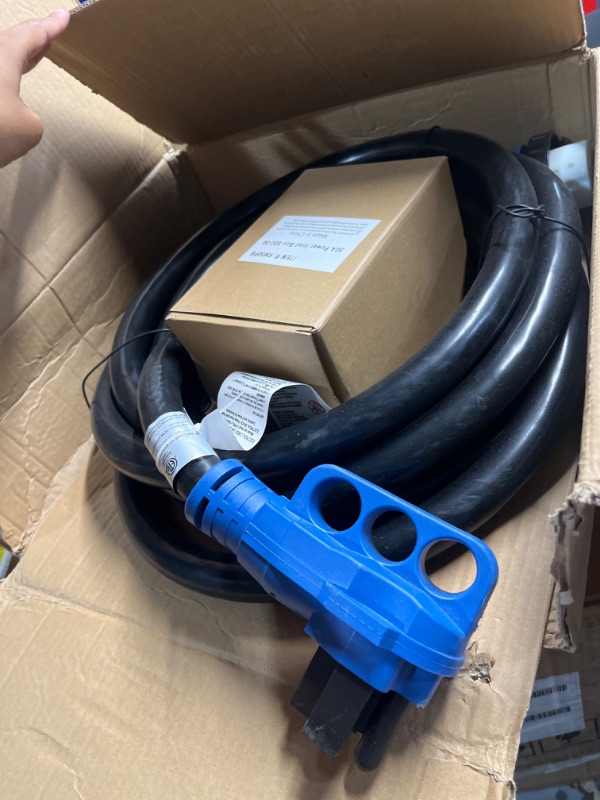 Photo 1 of heavy duty extension cord 
