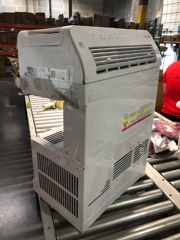 Photo 4 of ***Non-Refundable***(PARTS/SCRAP) GE Profile ClearView Inverter Window AirConditioner Unit, 12,200 BTU,115 Volt,U-Shaped Adjustable Depth,Energy Efficient Cooling up to 550 sq ft.,Ultra Quiet, SMART Home Capable,Includes Remote,White
