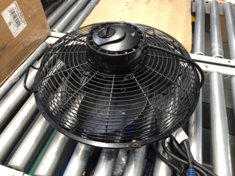 Photo 5 of ***USED - LIKELY MISSING PARTS - UNABLE TO VERIFY FUNCITONALITY***
Air King 9219 - 18" 1/6 HP Floor Fan with Roll-About Stand