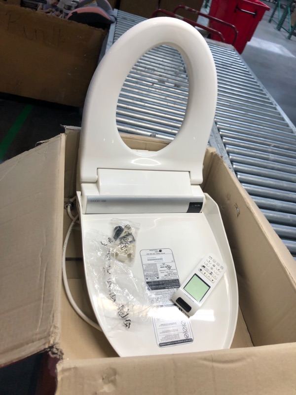 Photo 5 of ***USED - LIKELY MISSING PARTS - UNABLE TO VERIFY FUNCTIONALITY***
Bliss BB-2000 Electric Bidet Seat for Elongated Toilets in White