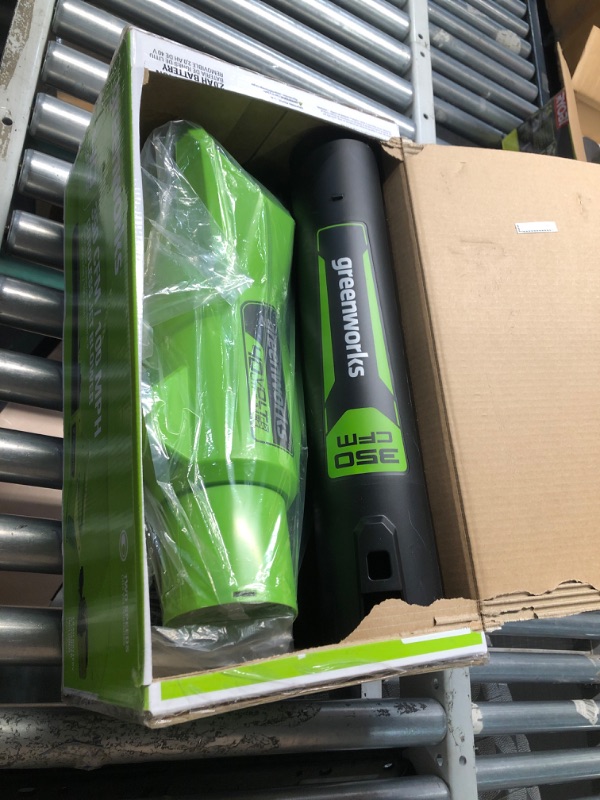 Photo 2 of **READ NOTES**Greenworks 40V (100 MPH / 350 CFM) Cordless Axial Leaf Blower, 2.0Ah Battery and Charger Included (350 CFM)