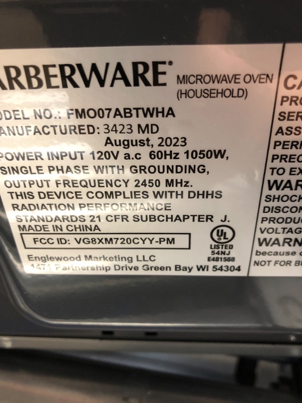 Photo 3 of ***USED - DOESN'T POWER ON - UNABLE TO TROUBLESHOOT***
Classic 0.7 Cu. Ft. 700-Watt Countertop Microwave Oven in White