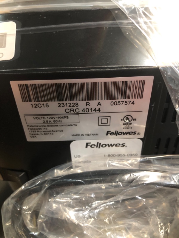 Photo 2 of ***READ NOTES***
Fellowes 12C15 12 Sheet Cross-Cut Paper Shredder for Home and Office with Safety Lock 12 Sheet Paper Shredder