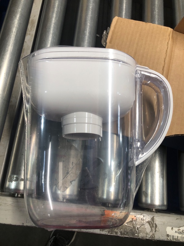 Photo 3 of ***USED - LIKELY MISSING PARTS - UNABLE TO VERIFY FUNCITONALITY***
Brita Metro Water Filter Pitcher with SmartLight Filter Change Indicator, BPA-Free, Replaces 1,800 Plastic Water Bottles a Year, Lasts Two Months, Includes 1 Filter, Small - 6-Cup Capacity