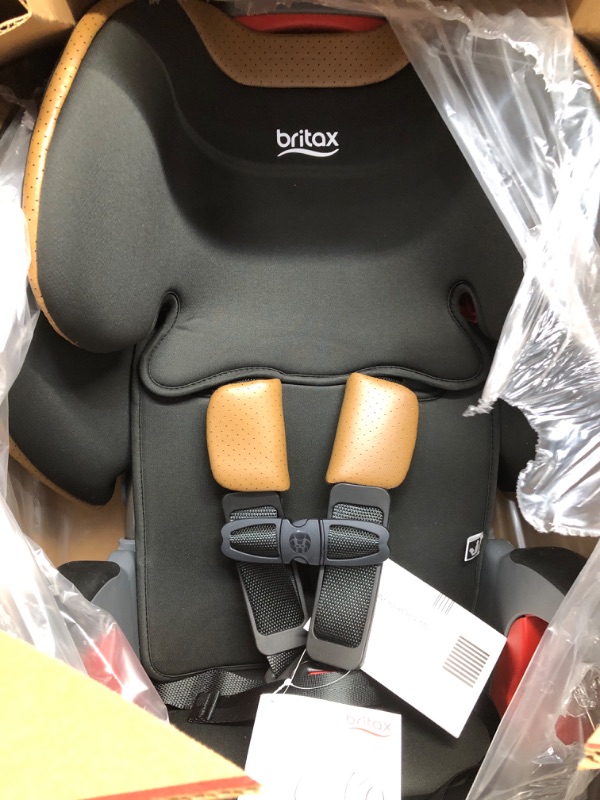 Photo 6 of (see all images)Britax Grow with You ClickTight Harness-2-Booster Car Seat, Cool Flow Gray