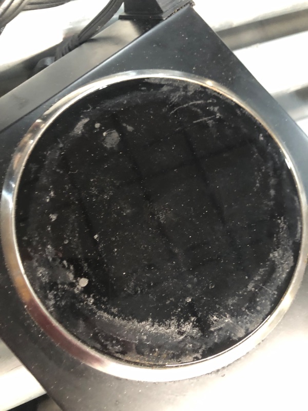 Photo 7 of ***HEAVILY USED AND DIRTY - POWERS ON - UNABLE TO TEST FURTHER - SEE PICTURES***
Techwood ES-3203 Hot Plate Electric Double Burner 1800W for Cooking with Adjustable Temperature & Stay Cool Handles, Black Stainless Steel, Compatible for All Cookwares