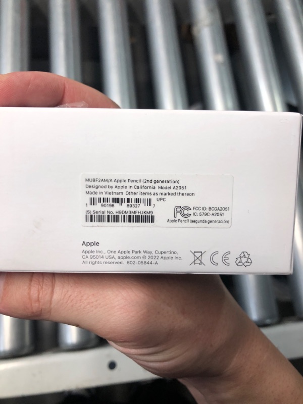 Photo 3 of (NON-REFUNDABLE) Apple Pencil 2nd Generation (NON-FUNCTIONAL) 
