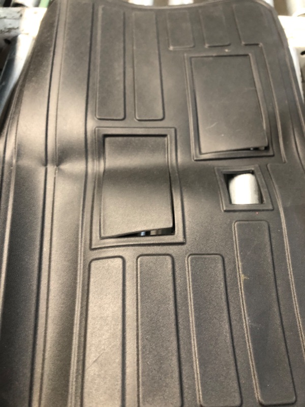 Photo 2 of (see all images)powoq Cargo Mat Compatible with 2022-2024 Chevy Tahoe/GMC 