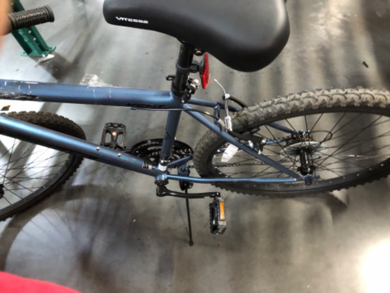 Photo 2 of Kent Men's 26" V2600 Mountain Bike
