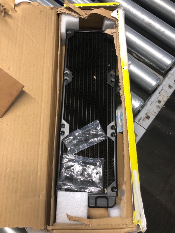 Photo 2 of Corsair Hydro X Series, XR7 480mm Water Cooling Radiator (Quad 120mm Fan Mounts, Easy Installation, Premium Copper Construction, Polyurethane Coating, Integrated Fan Screw Guides) Black Thick 480mm