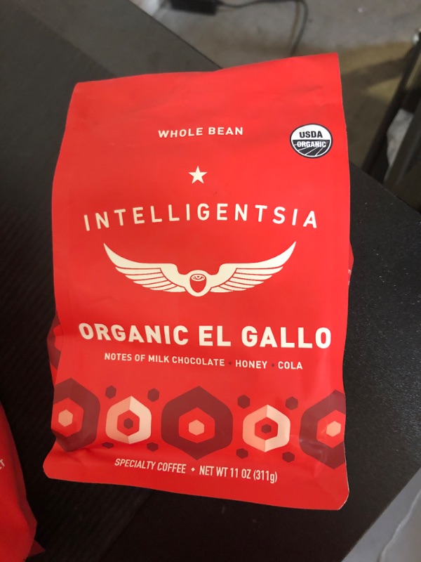 Photo 2 of Intelligentsia Coffee Gifts, Light Roast Whole Bean Coffee - Organic El Gallo 11 Ounce Bag with Flavor Notes of Milk Chocolate, Honey and Cola El Gallo Organic Breakfast Blend, WB 11 Ounce (Pack of 1)