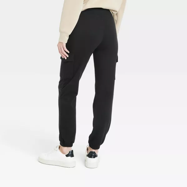 Photo 2 of MEDIUM Women's Relaxed Fit Super Soft Cargo Joggers - A New Day™