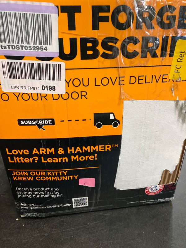 Photo 2 of Bundle of Arm & Hammer Platinum Slide Easy Clean, Clumping Litter, Multi-Cat, 37 Lbs + ARM & HAMMER Health IQ Cat Litter Additive, with Color Changing Health Indicators, Works with Most Litter, 10 oz Clumping Litter, Multi-Cat, 37 Lbs Bundle
