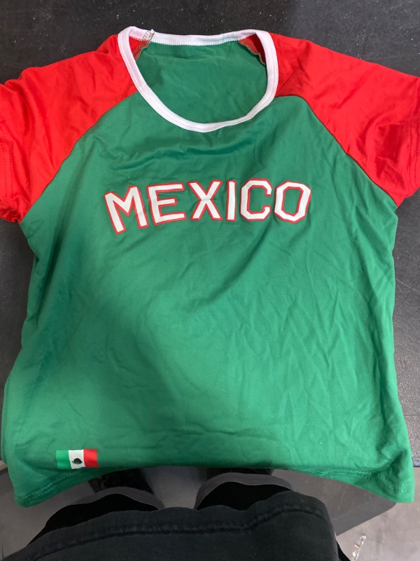 Photo 2 of Size Medium Mexico Shirt Graphic Baby Tees for Women Y2k Crop Top Mexico Jersey Vintage Summer Crop Tops 2000s Clothing