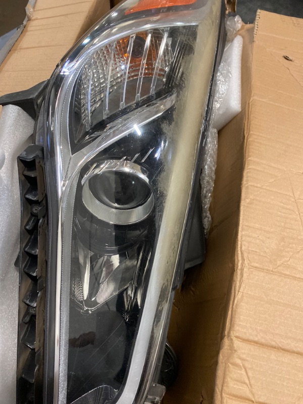 Photo 2 of Front Aftermarket Halogen Headlamp Headlight Assembly w/o HID Replaces 92102C2000 HY2503183 Compatible with 2015 2016 2017 Sonata | Right Passenger 1pc