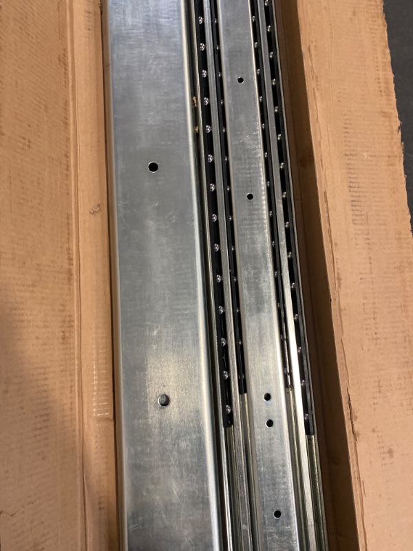 Photo 3 of ** FINAL SALE **  Betesy Hardware 1 Pair of 34 Inch Heavy Duty Drawer Slides 500LB Full Extension Side Mount Ball Bearing Drawer Rails with Lock  ** SOLD AS IS **