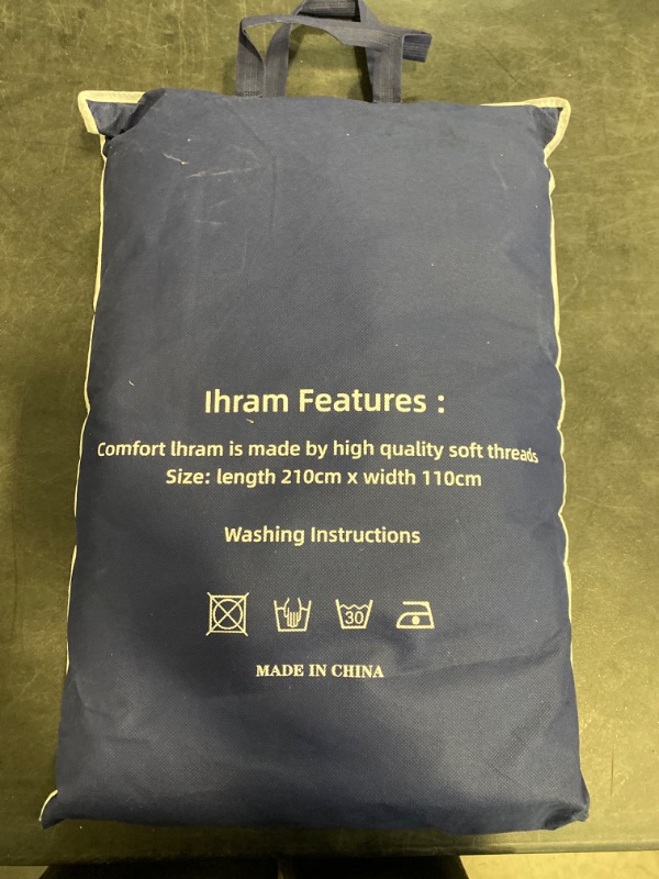 Photo 4 of Ihram Premium Quality Ehram Ahram Hajj and Umrah Hypoallergenic Set of 2 Towels Muslim Pilgrimage 210 x 110 cm- Barakah, White