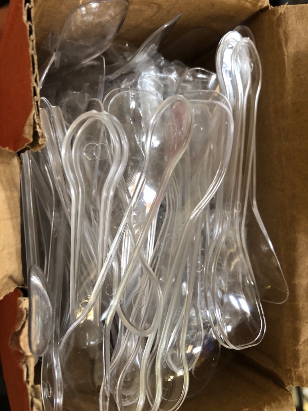 Photo 2 of 100 Pieces Ice Cream Scoops, Independent Packaging Disposable Cake spoon, Plastic Yogurt pudding spoon, Ice cream spoon (Clear)