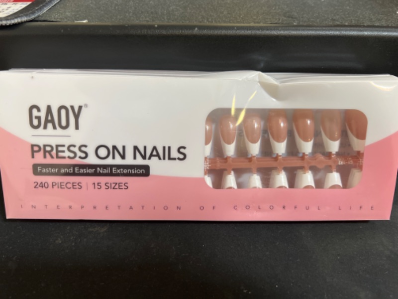 Photo 1 of press on nails 