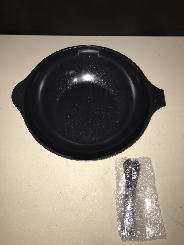 Photo 2 of  Kingsway 4.1 Quart Aluminum Nonstick Wok in Black