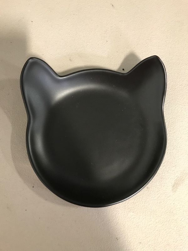 Photo 2 of ViviPet Kitty Plate for The Cat Lovers (Black, Small)