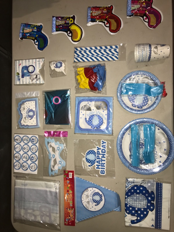 Photo 1 of 23 Piece Blue Elephant Party Tableware Set