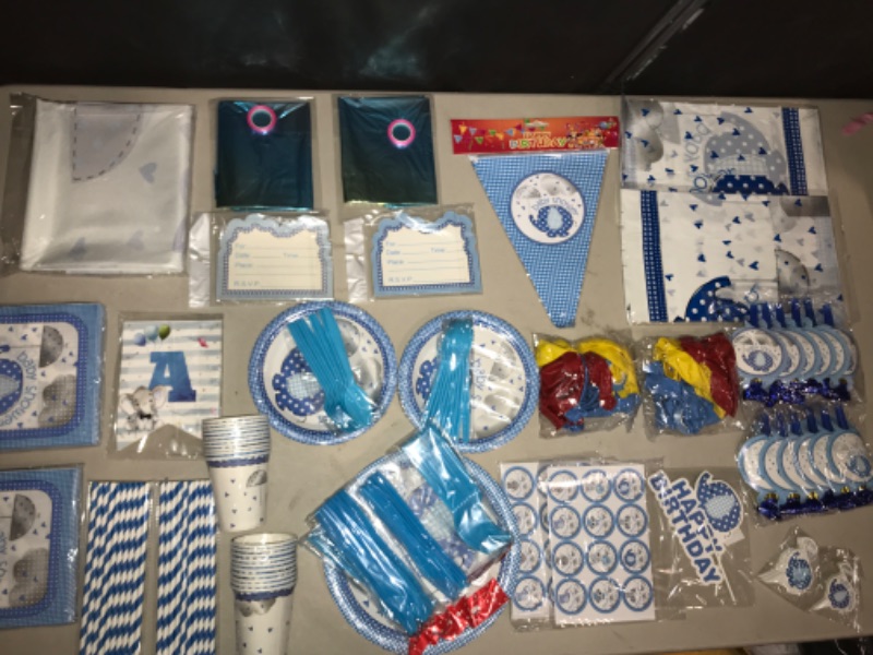 Photo 1 of 32 Piece Blue Elephant Party Tableware Set