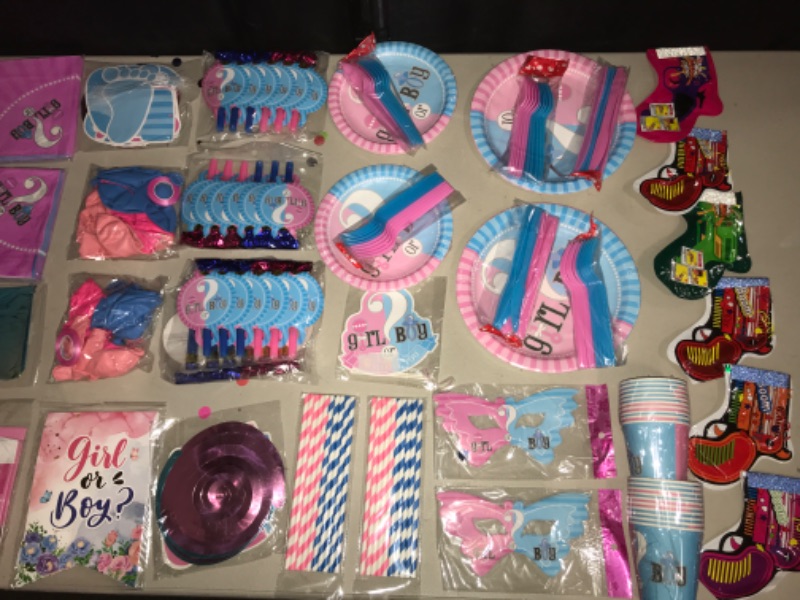 Photo 3 of 40 Piece Gender Reveal Party Tableware Set