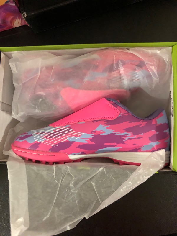 Photo 1 of brooman Kids Indoor Turf Soccer Shoes Girls Boys Football Shoes Sz 2