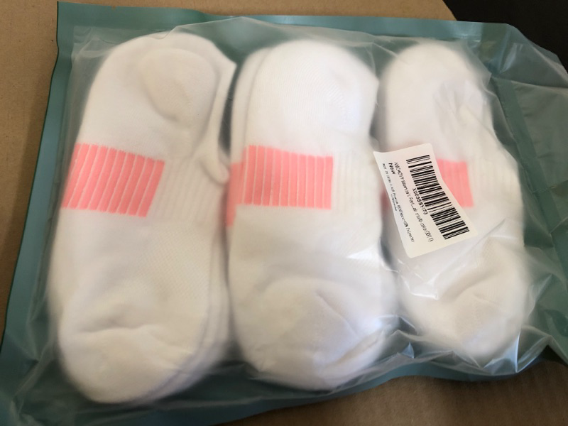 Photo 1 of  Womens Ankle Socks 6 Pairs Small 