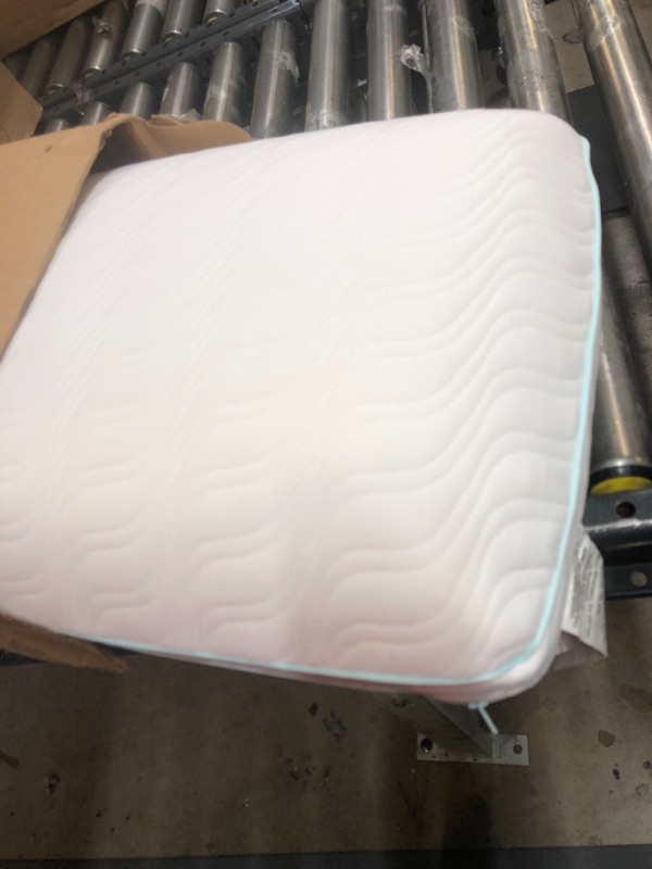 Photo 2 of TEMPUR-ProForm + Cooling ProHi Pillow, Memory Foam, King, 5-Year Limited Warranty King (Pack of 1) High Cooling Pillow