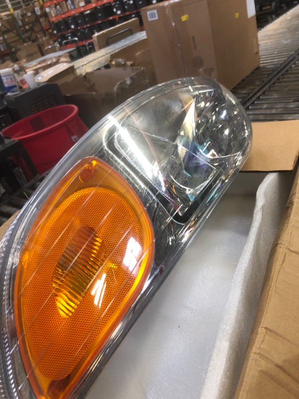 Photo 2 of High Soar Headlights for Peterbilt 386, Replacement Headlight Pair for Peterbilt 330 335 325 384 337 340 348 382 386 387 Truck, Driver & Passenger Side