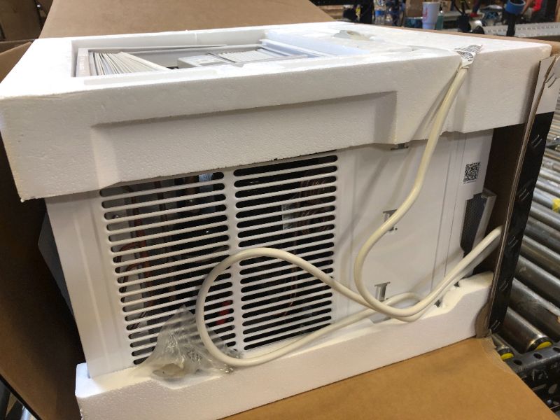 Photo 3 of 14,500 BTU 115-Volt Smart Wi-Fi Touch Control Window Air Conditioner with Remote for upto 700 sq. ft.
