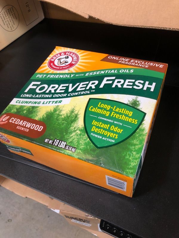 Photo 2 of Arm & Hammer Forever Fresh Clumping Cat Litter Cedarwood, MultiCat 18lb, Pet Friendly with Essential Oils