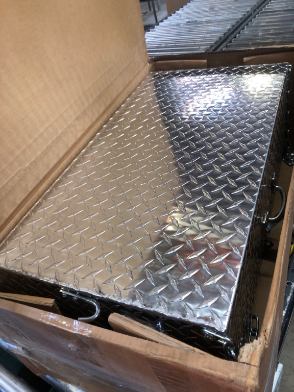 Photo 3 of Weaver Leather Livestock Mini Deep Hanging Aluminum Tread Plate Show Box