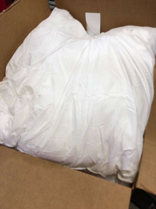 Photo 1 of 2 pcs of bed pillow 1028297194
