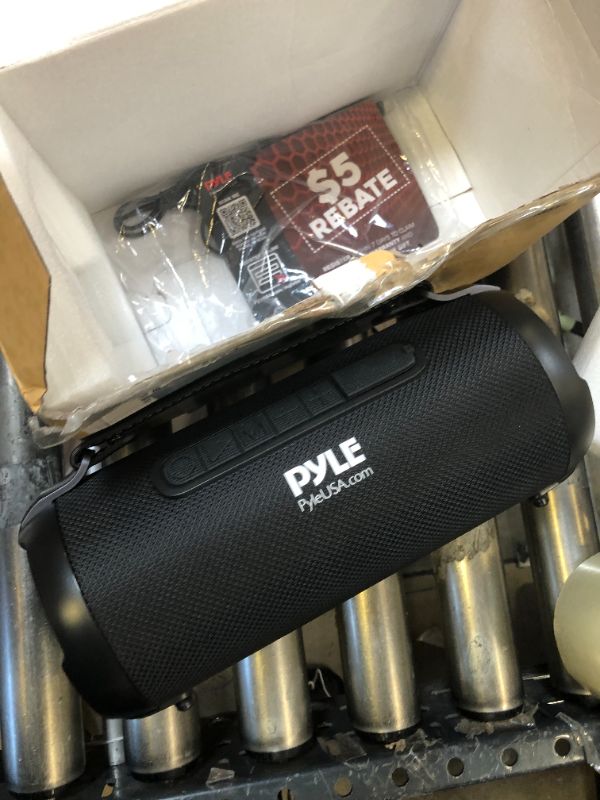 Photo 2 of Pyle Wireless Portable Bluetooth Boombox Speaker - 200 Watt Rechargeable Boom Box Speaker Portable Music Barrel Loud Stereo System With AUX Input, MP3/USB/SD Port, Fm Radio, 4" Tweeter - PBMSPG1BK
