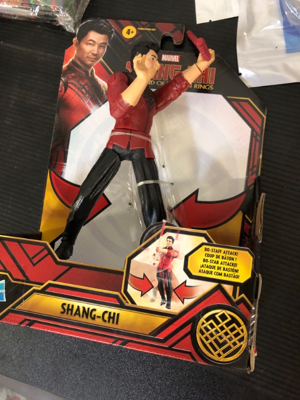 Photo 2 of Marvel Hasbro Shang-Chi and The Legend of The Ten Rings Shang-Chi 6-inch Action Figure Toy with Bo Staff Attack Feature! for Kids Ages 4 and Up
