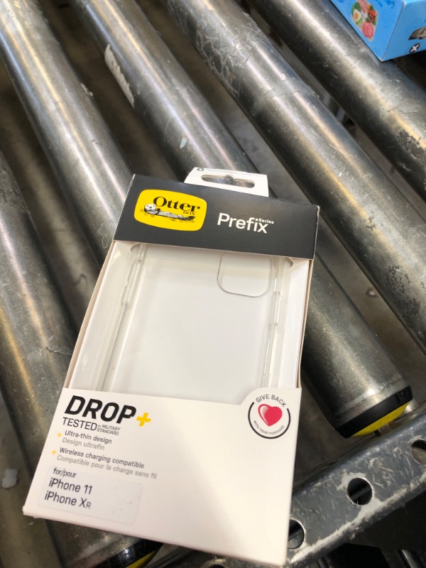 Photo 1 of Otterbox Iphone 11 Rx