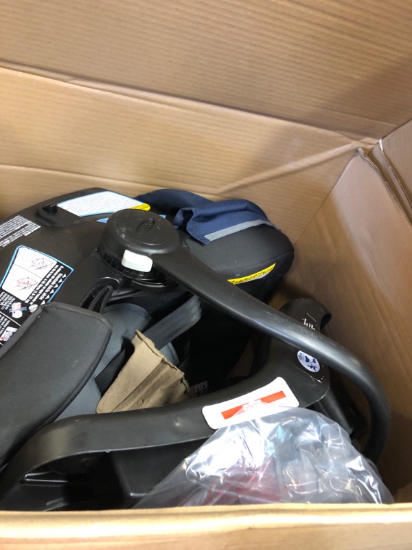 Photo 3 of Graco Fairmont 4ever DLX 4-in-1 Car Seat