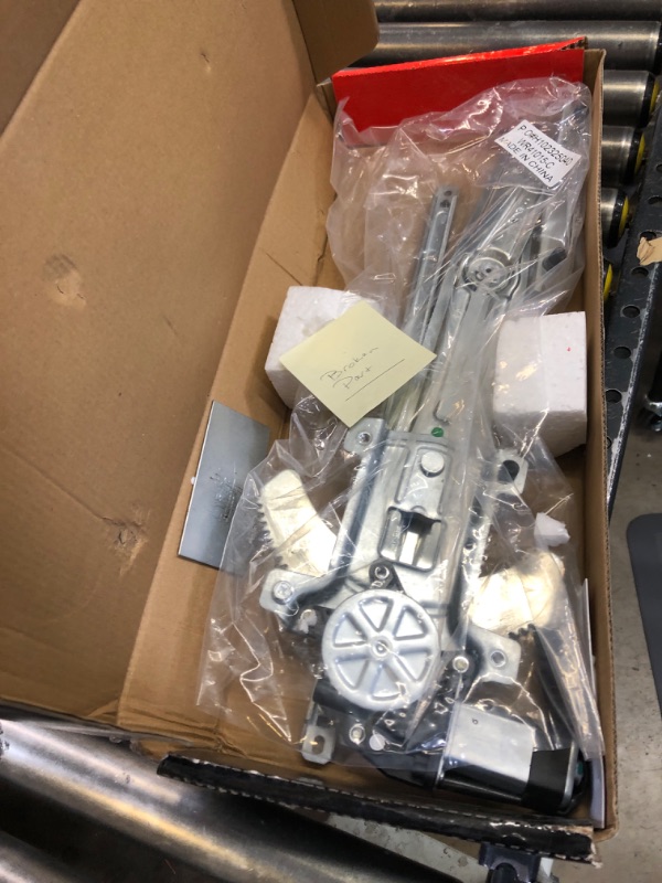 Photo 1 of A-Premium Power Window Regulator with Motor Replacement for Chevrolet Colorado GMC Canyon 2004-2011 Isuzu i-280 i-290 i-350 i-370 Front Right Passenger Side Front Passenger Side