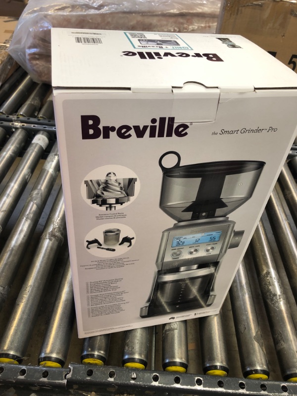 Photo 4 of Breville Smart Grinder Pro Coffee Bean Grinder, Brushed Stainless Steel, BCG820BSS