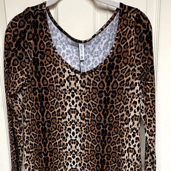 Photo 1 of Dearcase Leopard Printed Long Sleeve Swing Dress Size Extra Small