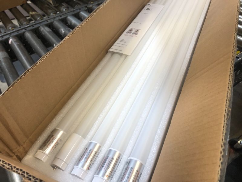 Photo 2 of 20 Pack 3CCT 4FT LED T8 Hybrid Type A+B Light Tube, 18W, 4000K/5000K/6500K Selectable, Plug & Play or Ballast Bypass, Single or Double End Powered, 2300lm, Frosted Cover, T8 T10 T12, 120-277V, UL, FCC
